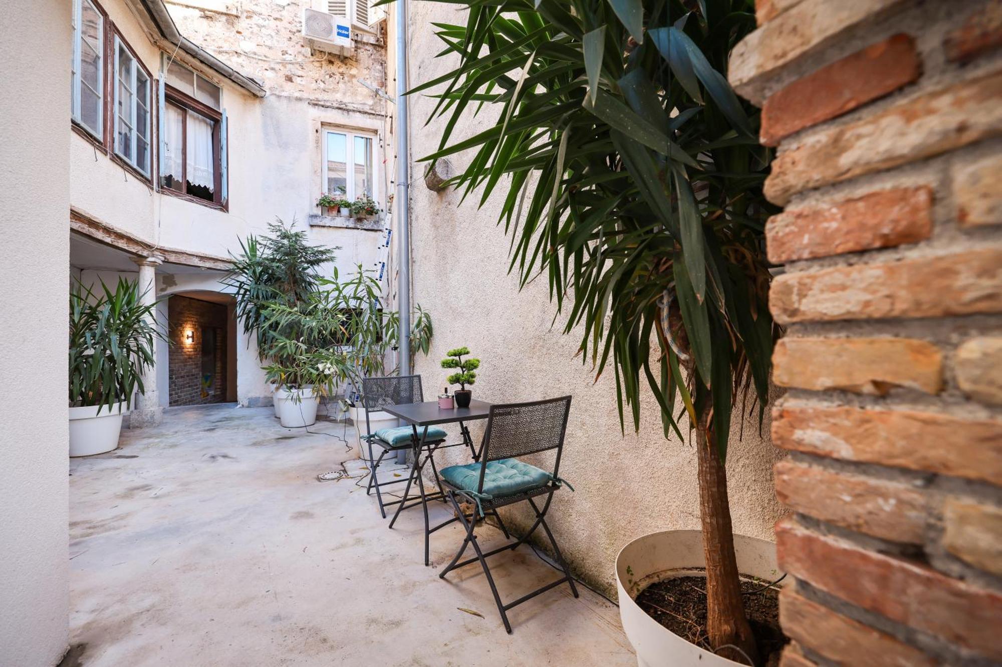 Hidden Apartments In The City Center Zadar Exterior foto