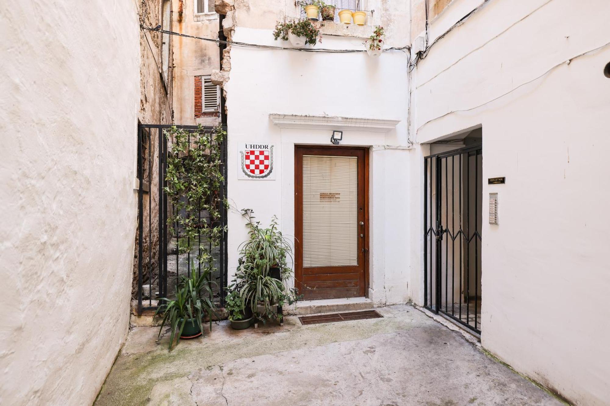 Hidden Apartments In The City Center Zadar Exterior foto